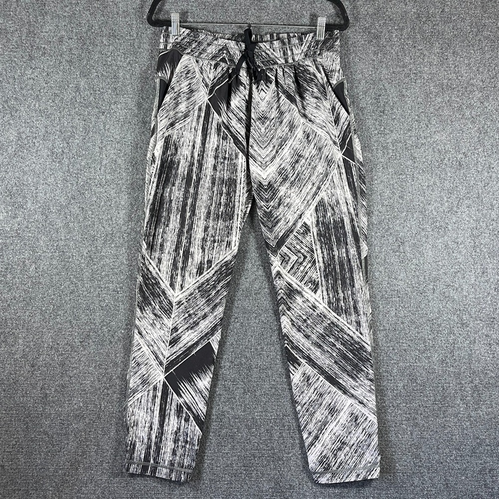 Lululemon Namaskar Pant II Heat Wave Black & White Size 8 Joggers #3187